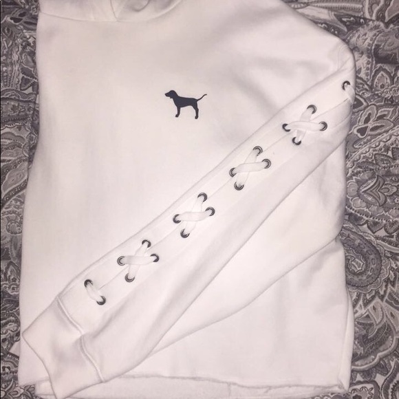 White Crop Top w/ long sleeves - Picture 1 of 5